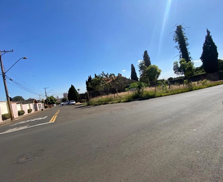 : 2ª foto da galeria de imagens do imóvel