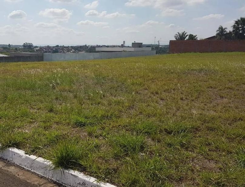 : 2ª foto da galeria de imagens do imóvel