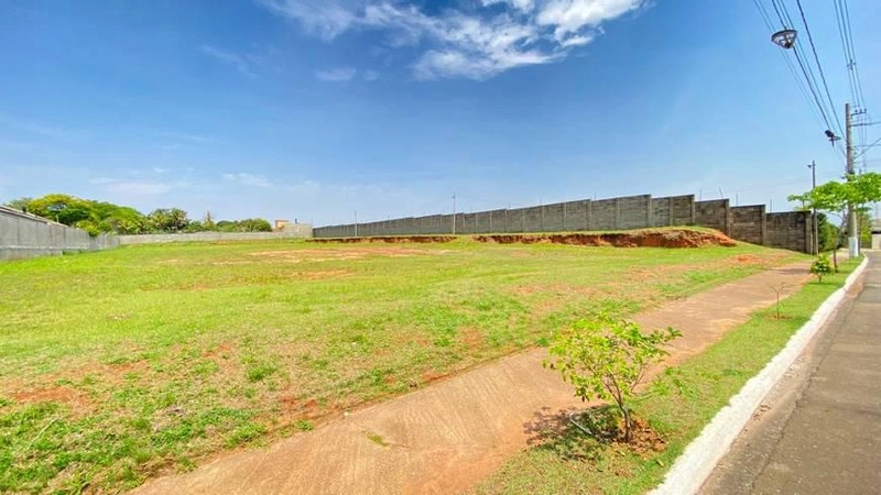 : 2ª foto da galeria de imagens do imóvel