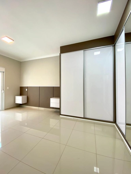 Casa Térrea à venda em Condomínio 3 dormitórios, sendo 1 suíte: 14ª foto da galeria de imagens do imóvel