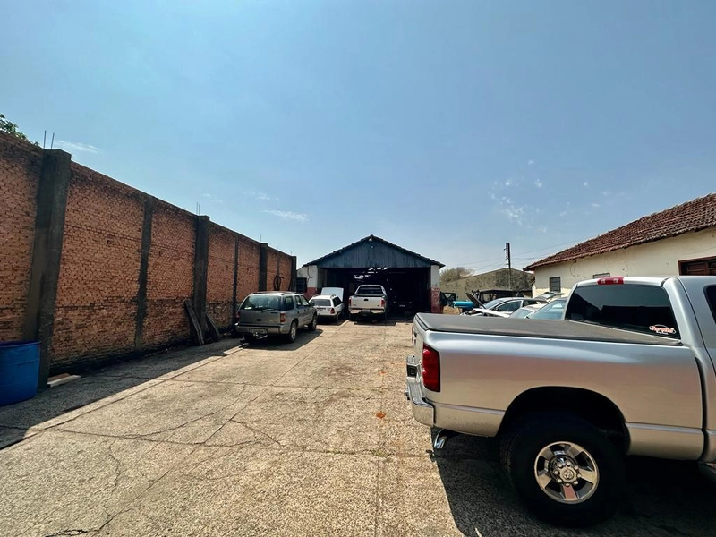 : 2ª foto da galeria de imagens do imóvel