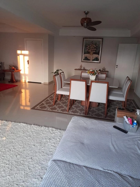 : 2ª foto da galeria de imagens do imóvel