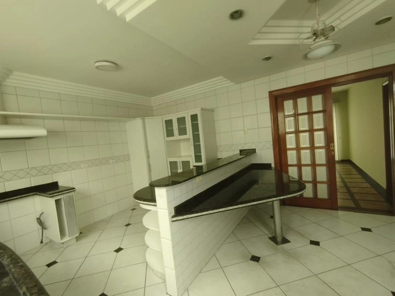 : 13ª foto da galeria de imagens do imóvel