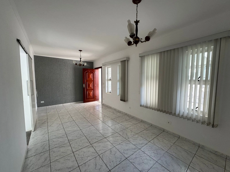 CASA VENDA NO BAIRRO ASTURIAS COM 3 DORMITÓRIOS E 1 SUÍTE: 1ª foto da galeria de imagens do imóvel