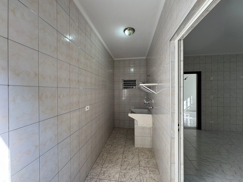 CASA VENDA NO BAIRRO ASTURIAS COM 3 DORMITÓRIOS E 1 SUÍTE: 16ª foto da galeria de imagens do imóvel