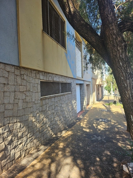 CASA A VENDA NO CENTRO COM 4 DORMITÓRIOS (1 SUÍTE): 38ª foto da galeria de imagens do imóvel