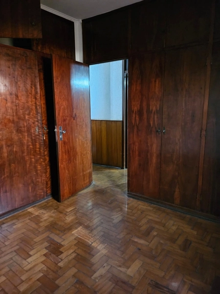 CASA A VENDA NO CENTRO COM 4 DORMITÓRIOS (1 SUÍTE): 6ª foto da galeria de imagens do imóvel