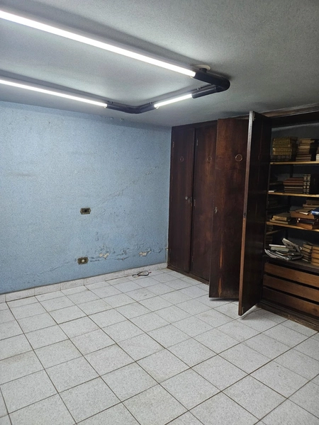 CASA A VENDA NO CENTRO COM 4 DORMITÓRIOS (1 SUÍTE): 20ª foto da galeria de imagens do imóvel