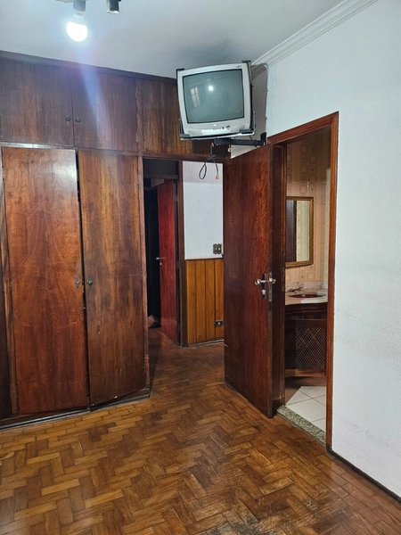 CASA A VENDA NO CENTRO COM 4 DORMITÓRIOS (1 SUÍTE): 21ª foto da galeria de imagens do imóvel