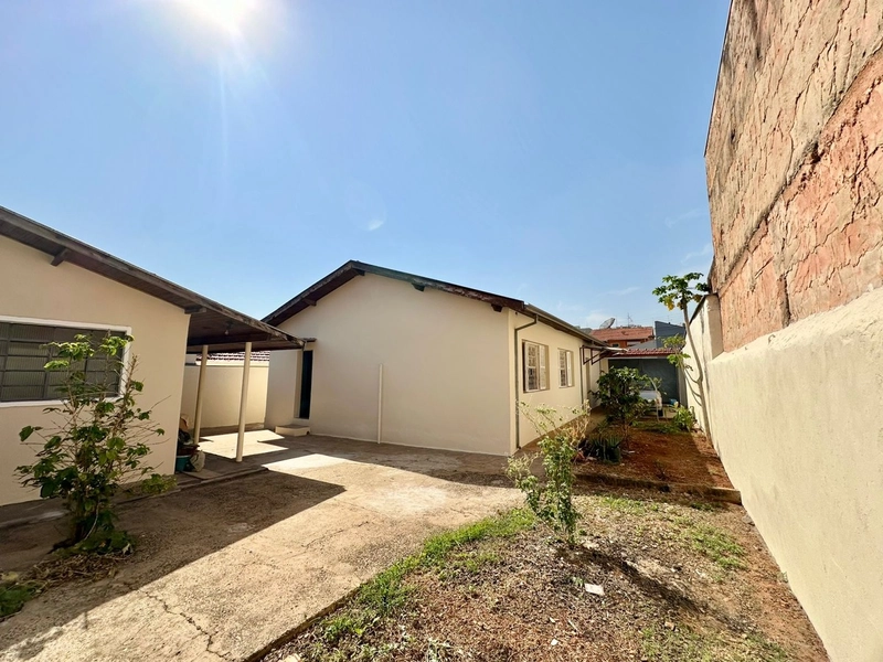 Casa à venda 3 dormitórios, ao lado do Hospital FHC - Vila Rezende