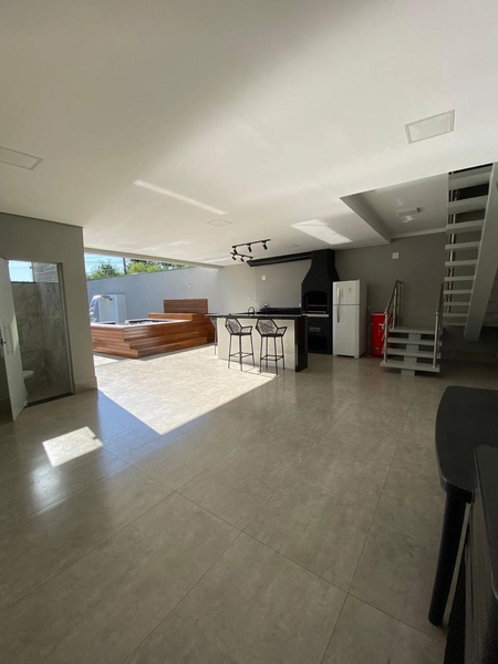 EDÍCULA À VENDA COM 2 DORMITÓRIOS E PISCINA: 3ª foto da galeria de imagens do imóvel