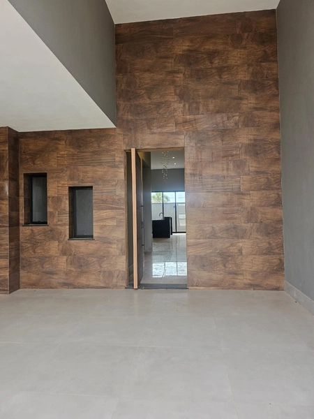 CASA A VENDA CONDOMÍNIO VIVAMUS COM 3 SUÍTES E PISCINA: 2ª foto da galeria de imagens do imóvel