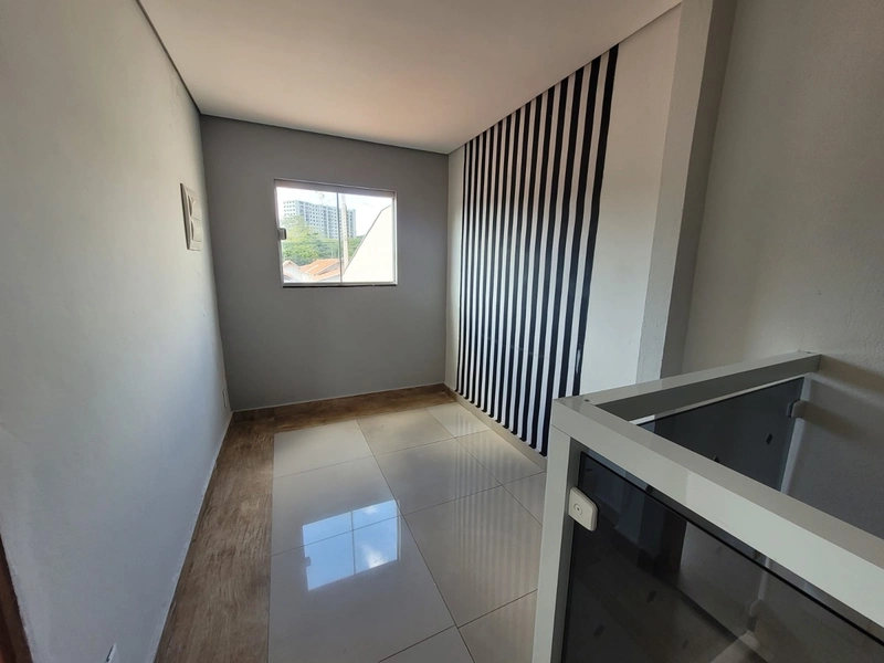 CASA A VENDA TIPO SOBRADO COM 3 DORMITÓRIOS JARDIM PETROPOLIS: 6ª foto da galeria de imagens do imóvel