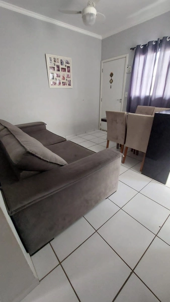 CASA A VENDA COM 2 DORMITÓRIOS E  EDÍCULA: 3ª foto da galeria de imagens do imóvel