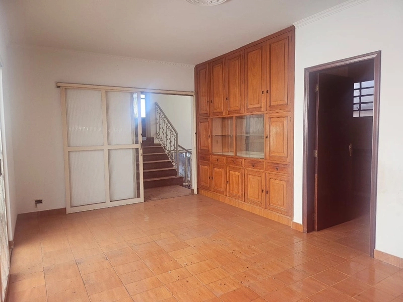 CASA A VENDA COM 350 M² DE TERRENO 3 DORMITÓRIOOS: 7ª foto da galeria de imagens do imóvel