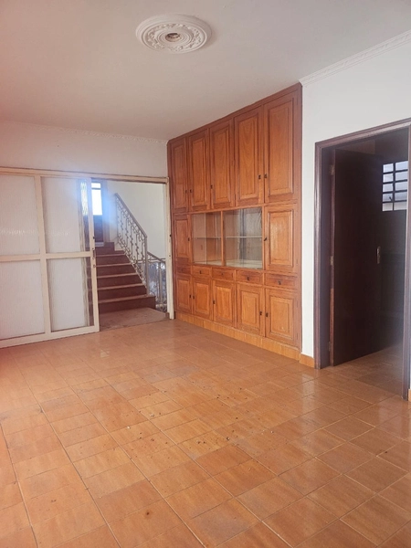 CASA A VENDA COM 350 M² DE TERRENO 3 DORMITÓRIOOS: 8ª foto da galeria de imagens do imóvel