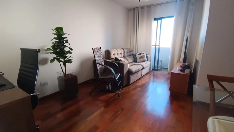 APARTAMENTO À VENDA COM 86 M²  SENDO 3 DORMITÓRIOS (1 SUÍTE)