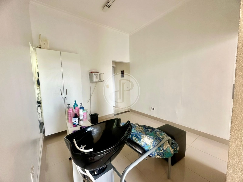 Ponto comercial de esquina à venda - Piracicaba - SP: 7ª foto da galeria de imagens do imóvel