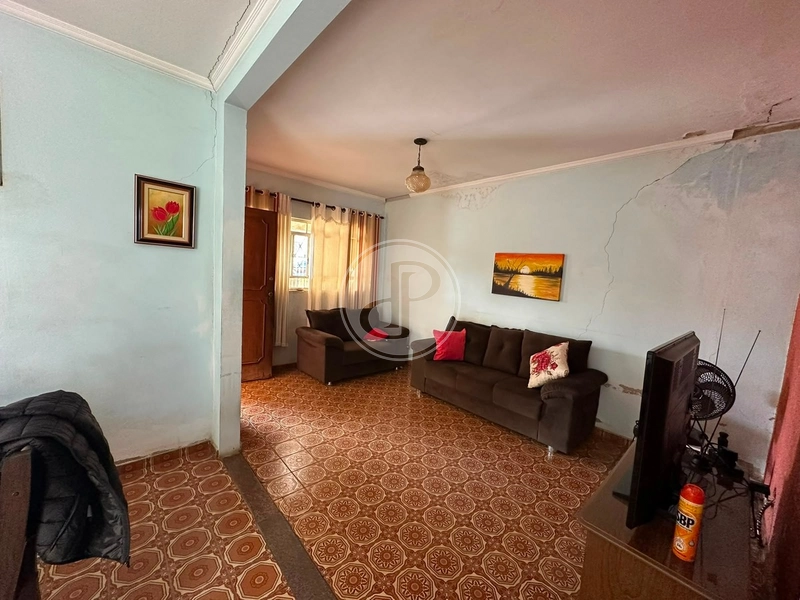 Casa 3 dormitórios Para Reforma - Jardim Brasilia - Piracicaba-SP: 3ª foto da galeria de imagens do imóvel
