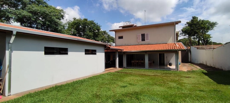 : 2ª foto da galeria de imagens do imóvel