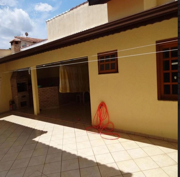 Casa à Venda em Nova Caieiras - O Lar que Você Sempre Sonhou: 18ª foto da galeria de imagens do imóvel