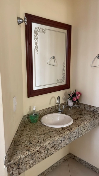 Casa à Venda em Nova Caieiras - O Lar que Você Sempre Sonhou: 10ª foto da galeria de imagens do imóvel