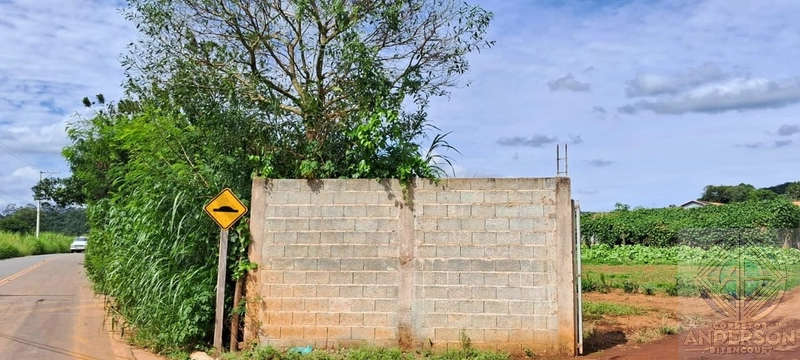 Terreno à Venda em Condomínio – Estrada da Vargem Grande - Franco R: 2ª foto da galeria de imagens do imóvel