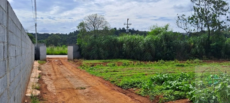 Terreno à Venda em Condomínio – Estrada da Vargem Grande - Franco R: 1ª foto da galeria de imagens do imóvel