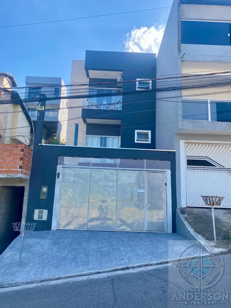 Sobrado Luxuoso à Venda em Laranjeiras – Caieiras: 1ª foto da galeria de imagens do imóvel