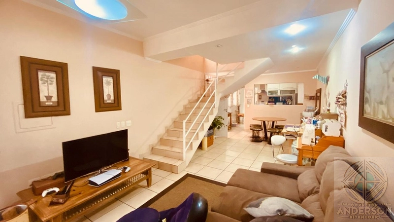 Sobrado dos Sonhos no Coração de Caieiras – 3 Dorms + Piscina + Área: 16ª foto da galeria de imagens do imóvel