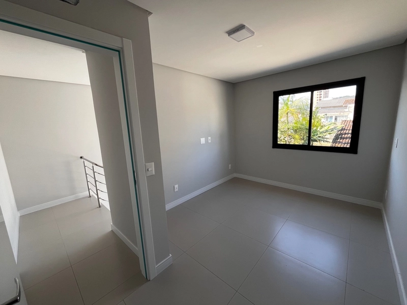 Linda casa à venda em condomínio, Santa Terezinha, Brusque: 11ª foto da galeria de imagens do imóvel