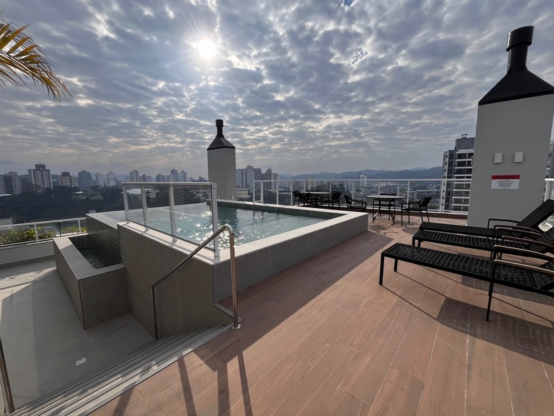 Apartamento 2 suítes no Residencial Las Carreras