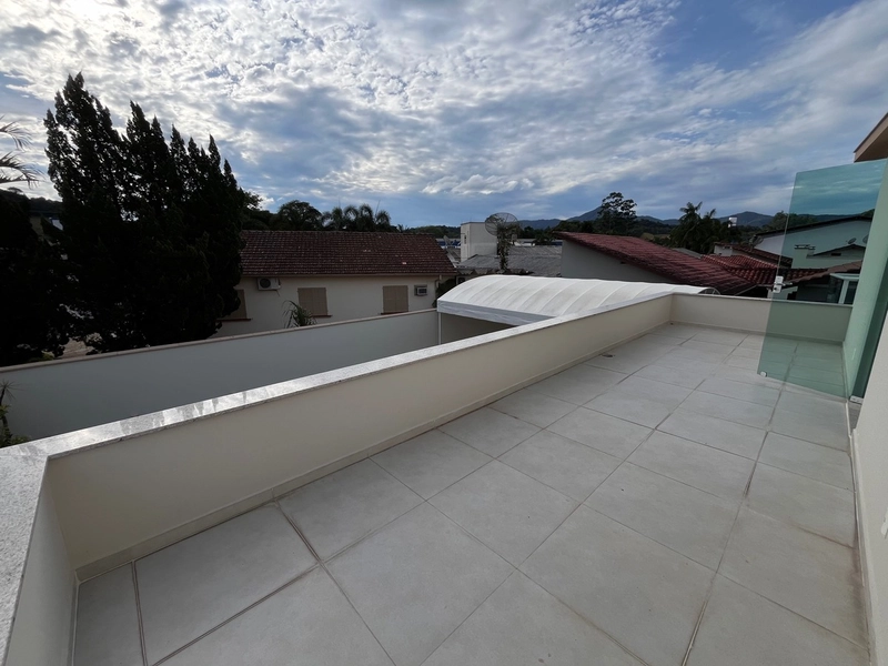 Casa ampla com piscina no Centro da Guabiruba: 50ª foto da galeria de imagens do imóvel
