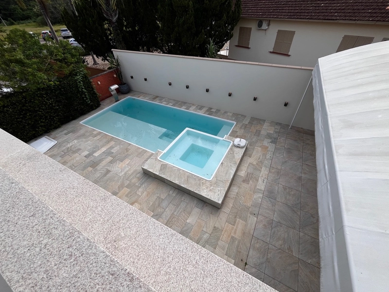 Casa ampla com piscina no Centro da Guabiruba: 52ª foto da galeria de imagens do imóvel