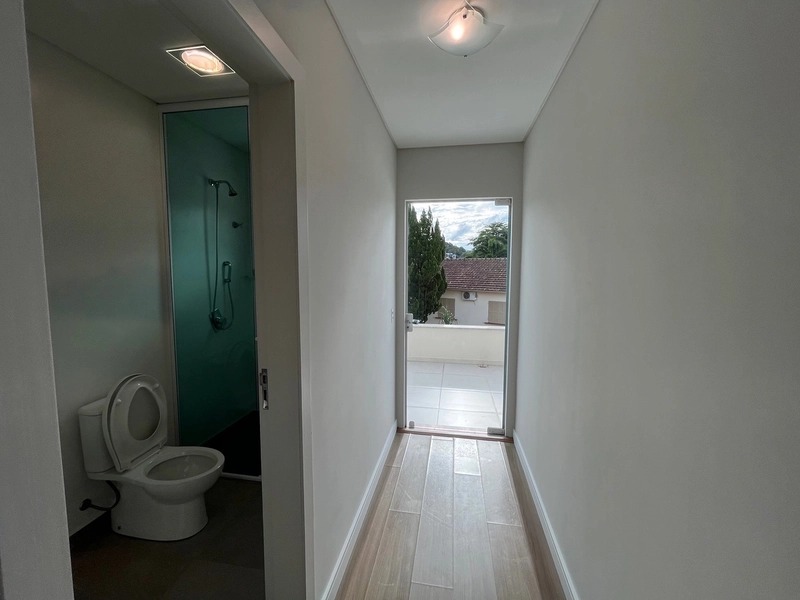 Casa ampla com piscina no Centro da Guabiruba: 46ª foto da galeria de imagens do imóvel