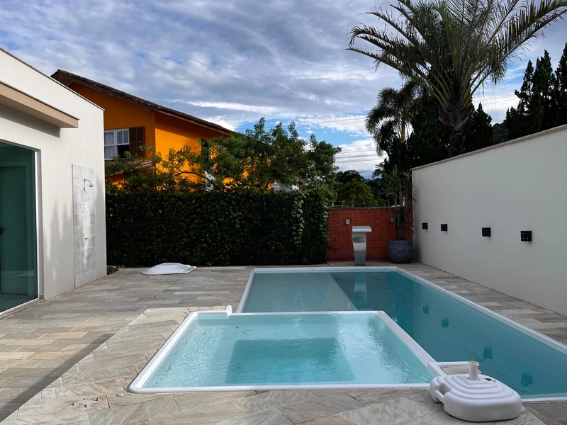 Casa ampla com piscina no Centro da Guabiruba: 6ª foto da galeria de imagens do imóvel