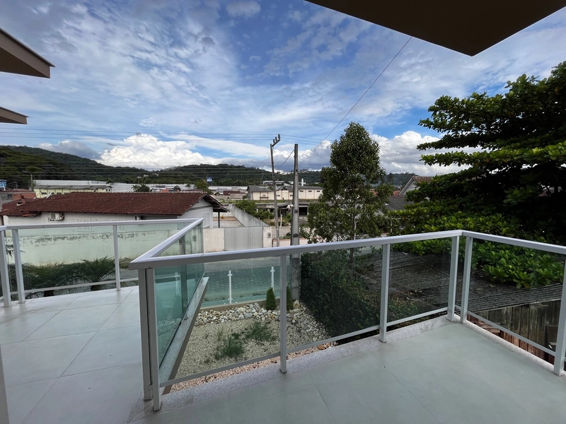 Casa ampla com piscina no Centro da Guabiruba: 42ª foto da galeria de imagens do imóvel