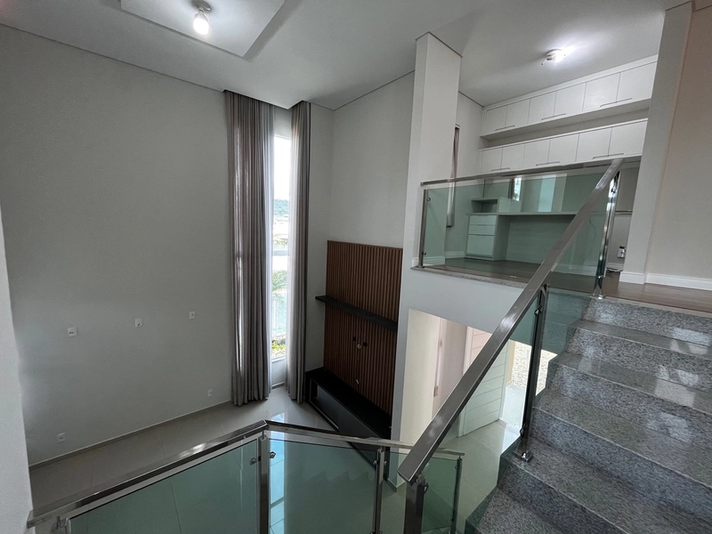 Casa ampla com piscina no Centro da Guabiruba: 23ª foto da galeria de imagens do imóvel