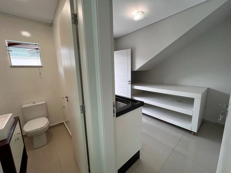 Casa ampla com piscina no Centro da Guabiruba: 15ª foto da galeria de imagens do imóvel