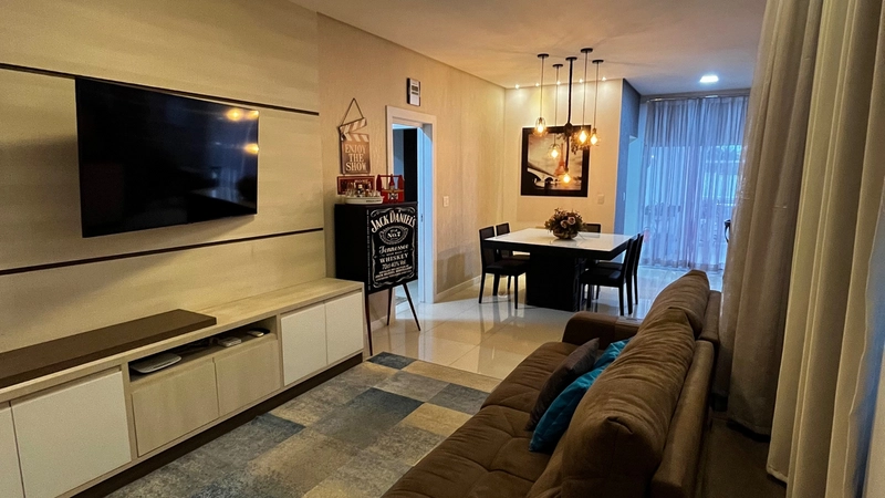 Apartamento com 3 dormitórios à venda, Centro de Brusque