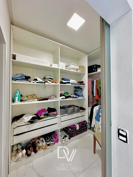 Casa de 03 dormitórios com piscina aquecida: 13ª foto da galeria de imagens do imóvel