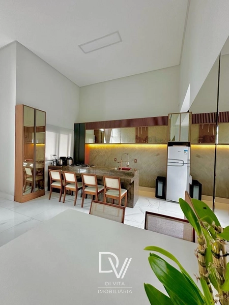 Casa de 03 dormitórios com piscina aquecida: 27ª foto da galeria de imagens do imóvel