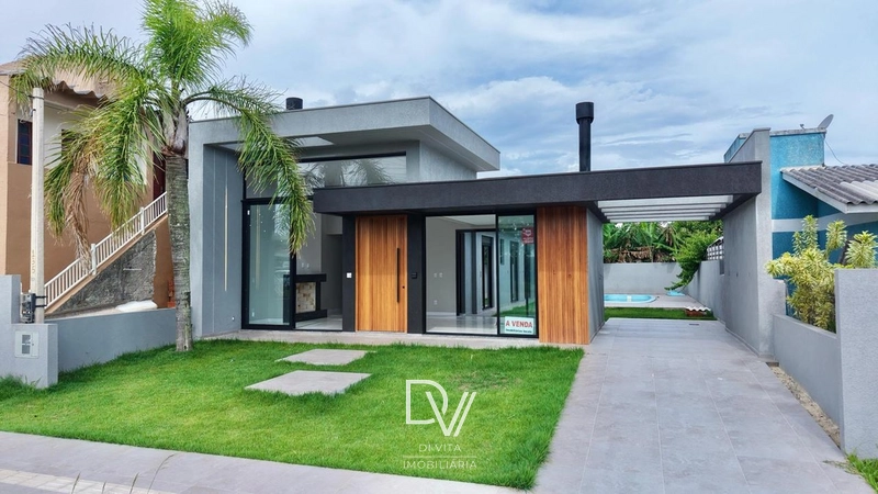 CASA EM CAPÃO DA CANOA PRÓXIMO AO MAR: 1ª foto da galeria de imagens do imóvel