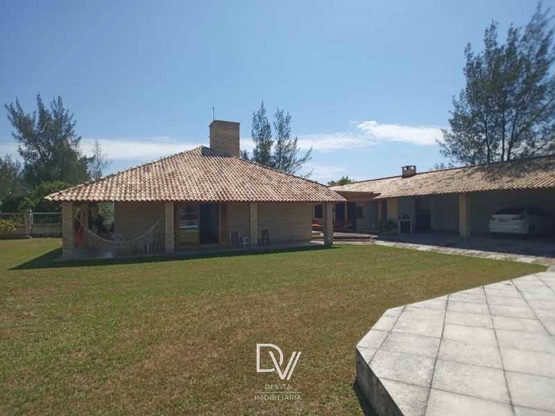 Casa com 04 dormitórios, quiosque e piscina em Xangri-lá: 22ª foto da galeria de imagens do imóvel