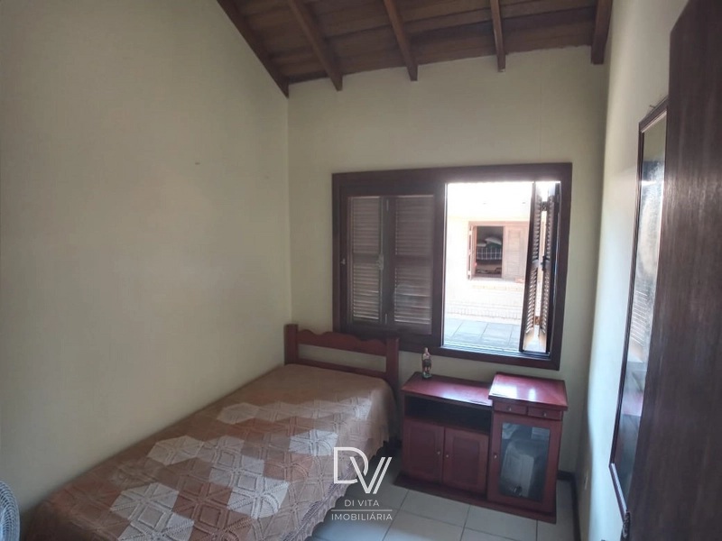 Casa com 04 dormitórios, quiosque e piscina em Xangri-lá: 14ª foto da galeria de imagens do imóvel