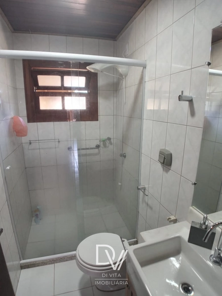 Casa com 04 dormitórios, quiosque e piscina em Xangri-lá: 12ª foto da galeria de imagens do imóvel