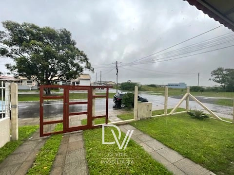 Casa de 02 dormitórios em Capão da Canoa: 2ª foto da galeria de imagens do imóvel