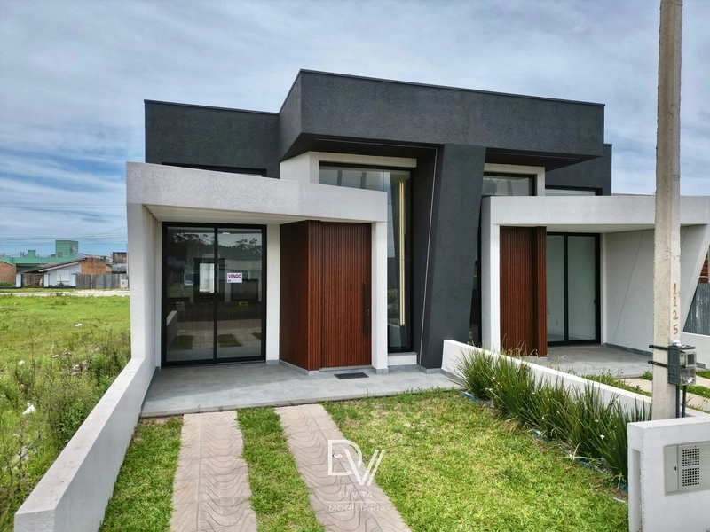 Casa de 03 dormitórios no Bairro nova Guarani em Capão da Canoa