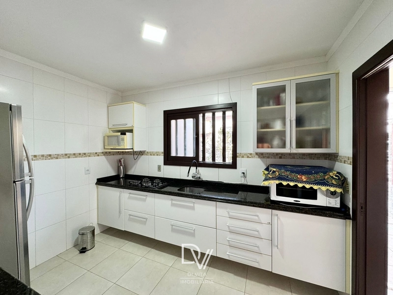 Casa com 03 dormitórios + dependência completa no Bairro Remanso: 7ª foto da galeria de imagens do imóvel