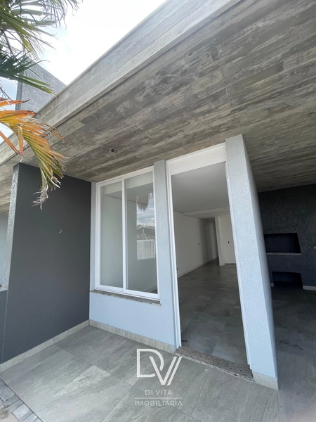 Casa com 02 dormitórios no Bairro Araçá em Capão da Canoa: 3ª foto da galeria de imagens do imóvel